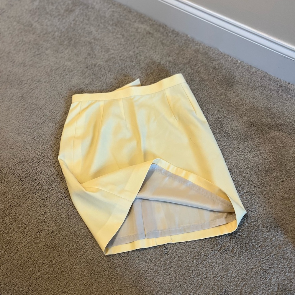 Yellow Blazer and Pants/Skirt Set (3 Piece) - Picture 9 of 9